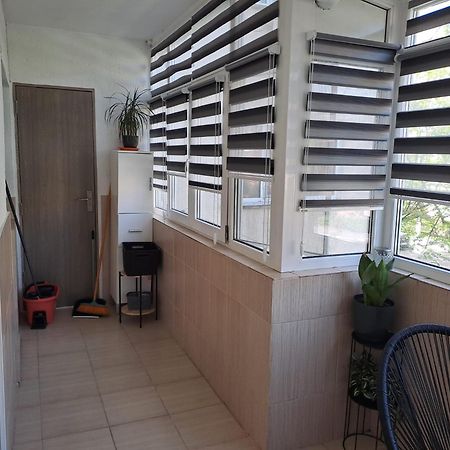 Ilona Apartament 3 Camere Ramnicu Valcea Ngoại thất bức ảnh