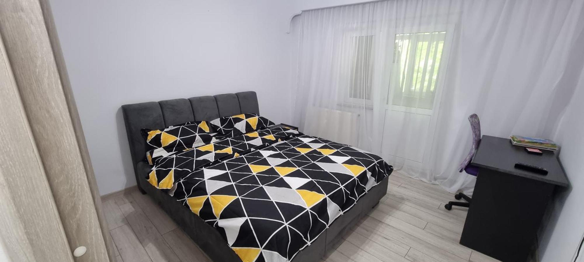 Ilona Apartament 3 Camere Ramnicu Valcea Ngoại thất bức ảnh