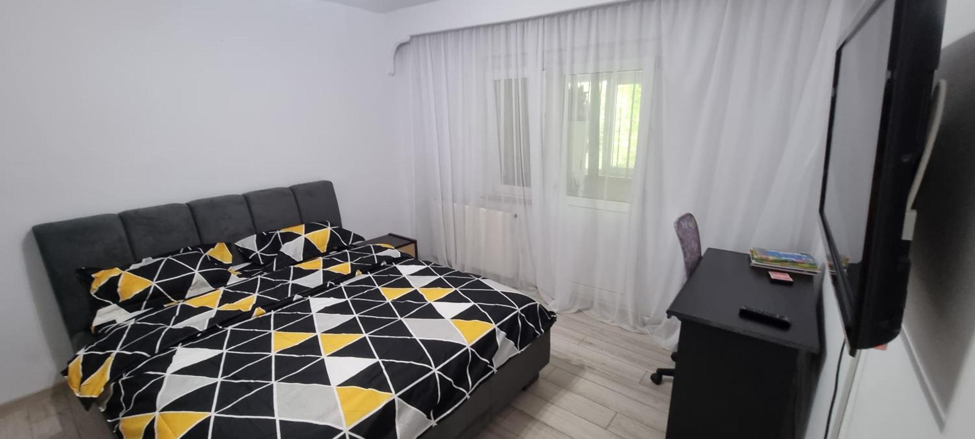 Ilona Apartament 3 Camere Ramnicu Valcea Ngoại thất bức ảnh